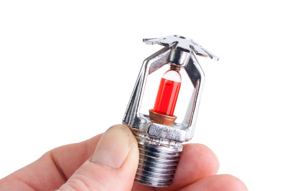 יד מחזיקה ספרינקלר לבדיקה
