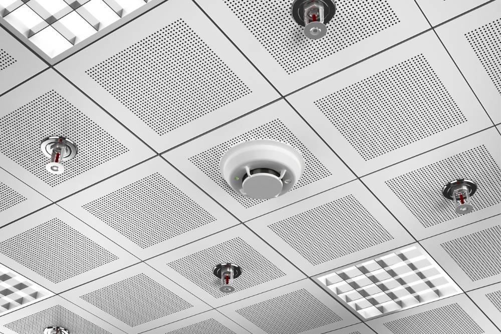 התקנת גלאי עשן בעסק